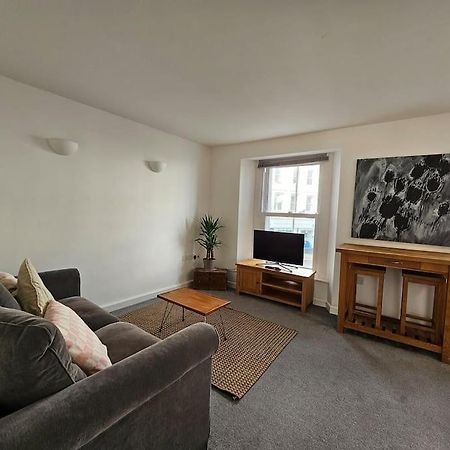 Beautiful And Bright !! Town/Harbour Apartment #1 Penzance Exterior photo
